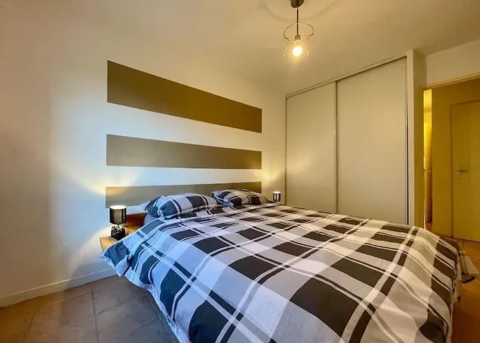 Michelet - Parking Prive Et Gratuit - 2km Cite Medievale Apartment